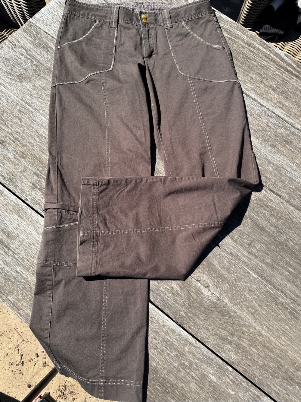 Athleta Cargo Pants in Dark Brown | Size 12